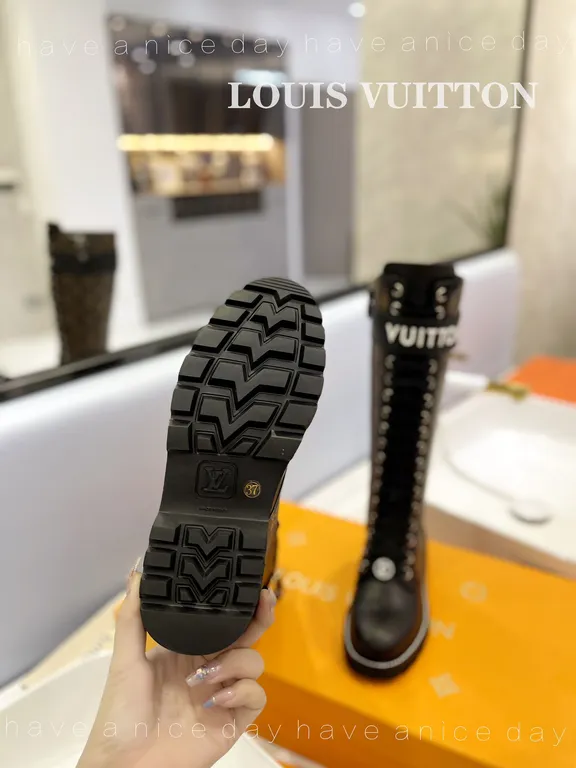 Louis Vuitton Shoe 